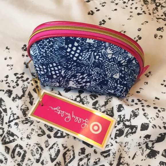 Lilly Pulitzer for Target Handbags - NWT Lilly Pulitzer for Target Upstream Pouch